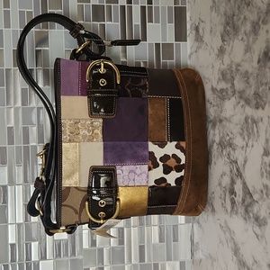💜COACH crossbody patchwork bag